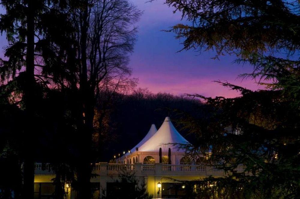 Hotel & Spa Le Pavillon Charbonnieres-les-Bains Luaran gambar