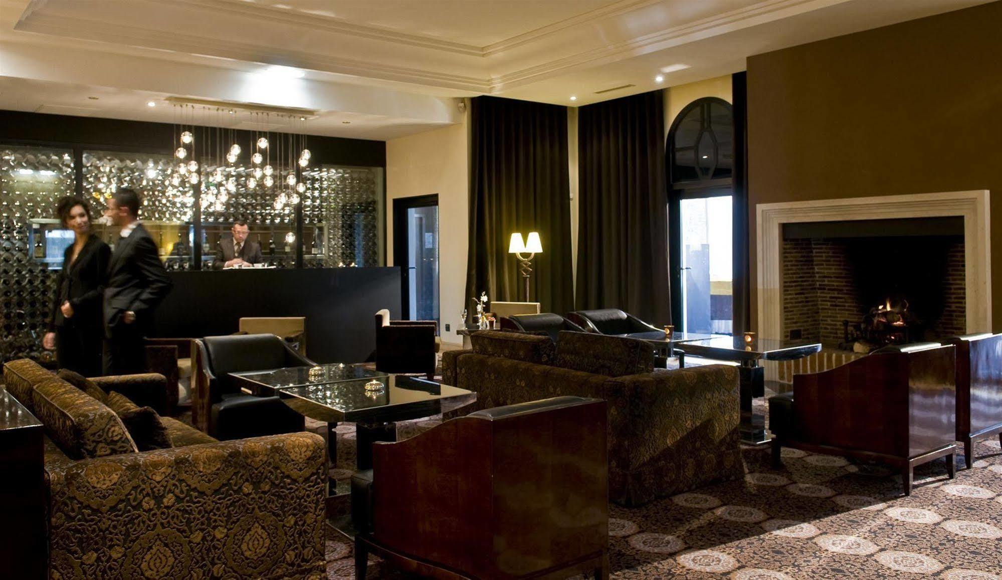 Hotel & Spa Le Pavillon Charbonnieres-les-Bains Luaran gambar