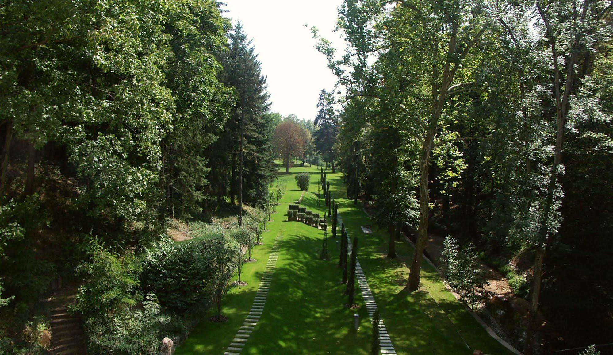 Hotel & Spa Le Pavillon Charbonnieres-les-Bains Luaran gambar