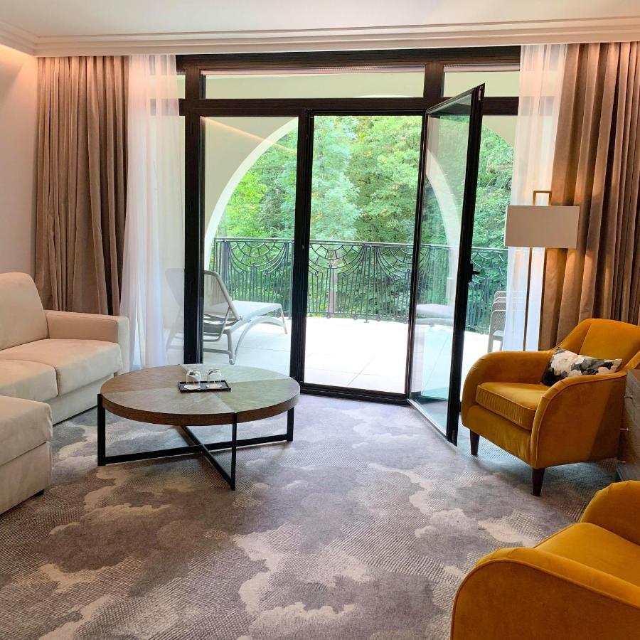 Hotel & Spa Le Pavillon Charbonnieres-les-Bains Luaran gambar